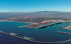 وزارة الانتقال الطاقي تعلن تعليق طلب عروض البنية التحتية الغازية بميناء "الناظور غرب المتوسط"