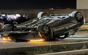 حادثة سير بالعروي: انقلاب سيارة واصطدام بعمود كهربائي في الطريق المداري الشمالي