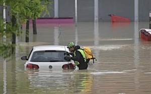 مدن معزولة وإجلاء الآلاف.. إسبانيا في حالة استنفار قصوى بعد عاصفة “ليوناردو”