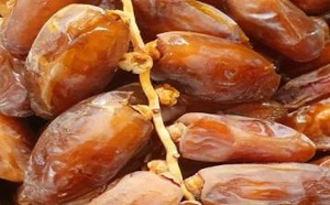 ارتفاع صادم لأسعار تمر “دقلة نور” الجزائري يشعل دعوات المقاطعة في الجهة الشرقية