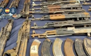 كلاشنيكوف ومخبأ تحت الأرض.. تفكيك شبكة تهريب خطيرة في إسبانيا