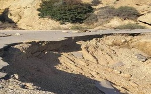 حالة الطريق الرابطة بين بودينار وإفاسيا تثير موجة استياء واسعة بالريف