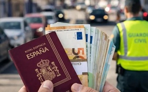 الحرس المدني الإسباني يحذر من حمل أكثر من 10 آلاف يورو دون تصريح