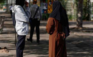 التمييز في ألمانيا.. دراسة ترصد معاناة أكبر للنساء المحجبات