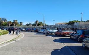 اختناق مروري خانق بمعبر بني أنصار.. موجة عبور كبيرة نحو المغرب