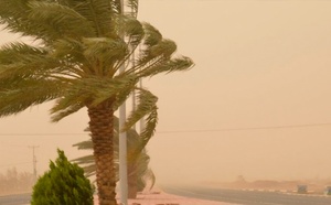 نشرة برتقالية تحذر من رياح قوية وغبار  بالمملكة يوم الإثنين المقبل