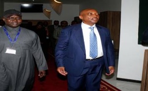 أزمة “لقب إفريقيا”.. رئيس الكاف في "جزيرة العبيد" لاحتواء غضب السنغال بعد تتويج المغرب