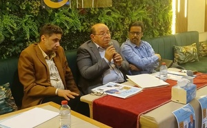 عبد الله بوصوف يوقع "تمغربيت" و"إمارة المؤمنين" ويغوص في محددات الشخصية المغربية