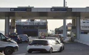 عطل مفاجئ يعطل رحلة بحرية بين الجزيرة الخضراء وسبتة ويثير استياء مسافرين  مغاربة