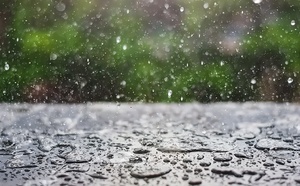 الأرصاد تحذر من زخات رعدية قوية مصحوبة بالبرد تضرب عددا من مناطق المملكة