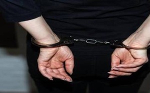 فتاة بصفرو تؤذي مناطقها الحساسة بشفرة حلاقة للانتقام من عشيقها