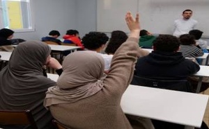 بعد 40 عاما من العمل به.. الأندلس تقرر إلغاء برنامج تدريس اللغة العربية والثقافة المغربية بالمدارس