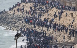 سلطات سبتة تطالب مدريد بإعلان حالة الطوارئ وتدعو إلى تدخل الجيش بعد تدفق آلاف المهاجرين