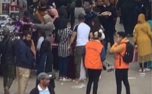 شجار بين أصحاب الفراشات بسوق أولاد ميمون ينتهي بتجرد شخص من ملابسه وسط الشارع العام