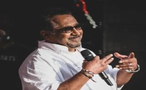 من منصة رباط إفريقيا.. الشاب خالد يوجه رسالة للملك محمد السادس