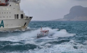 تعليق الرحلات البحرية بين المغرب وإسبانيا بسبب سوء الأحوال الجوية