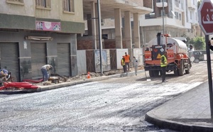مصدر ينفي حفر شوارع الناظور المعبّدة حديثا ويؤكد: صفقات “SRM” تستهدف أزقة أخرى