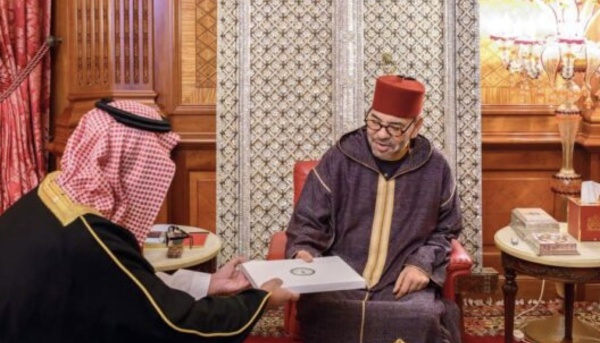 الملك محمد السادس يستقبل الأمير تركي حاملا رسالة من عاهل المملكة العربية السعودية