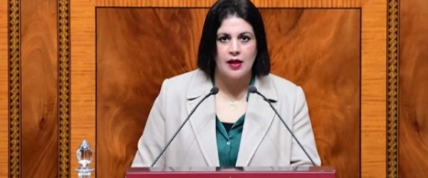 برلمانية: مسؤولون في مناصب عليا يحملون شهادات مزورة