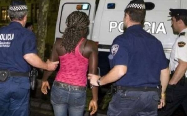 عملية أمنية تتمكن من تحرير 18 امرأة من قبضة شبكة للدعارة بإسبانيا