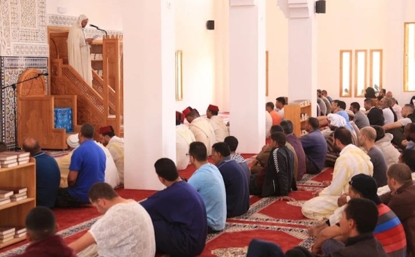 الأوقاف توحد خطبة الجمعة لهذا الأسبوع بمساجد المملكة