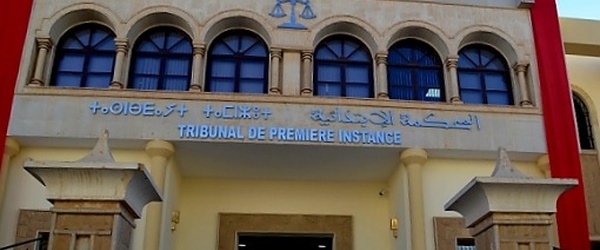 ابتدائية الدريوش توزع 26 سنة سجنا على 3 أفراد شبكة إجرامية لترويج الكوكايين