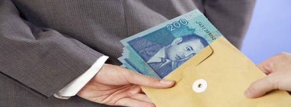 توقيف ضابط شرطة ممتاز متلبس بالابتزاز والرشوة