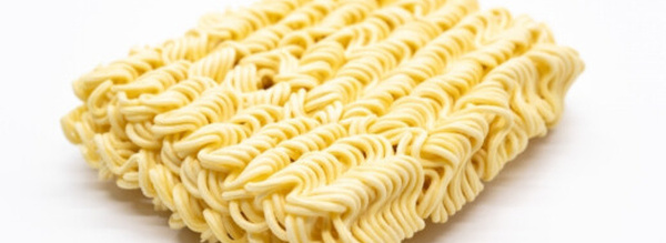 وجبة “نودلز” تودي بحياة طفلة تبلغ 11 عامًا