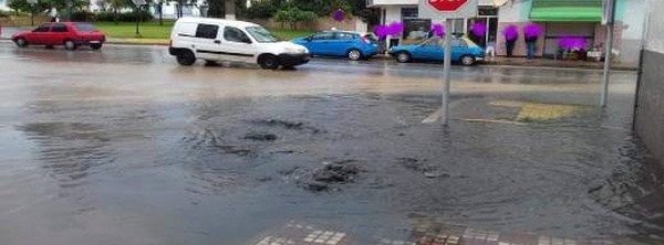 تقلبات جوية واسعة بالمملكة اليوم… أمطار في الريف وثلوج ورياح قوية في عدة مناطق