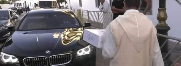 برلماني عن الأحرار يدعوا لمراجعة ضريبة السيارات الفارهة