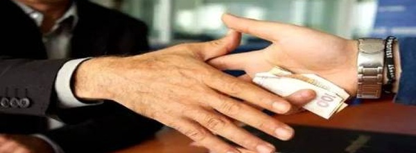 ثمانية أشهر حبسا نافذا لمفتش شرطة في قضية رشوة