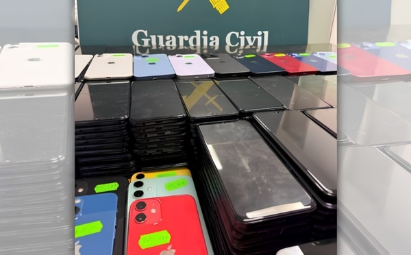 كانت في طريقها إلى المغرب.. إفشال تهريب هواتف محمولة بإسبانيا
