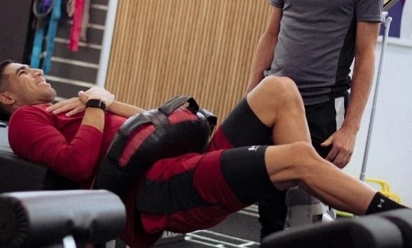 حكيمي يواصل التأهيل للتعافي استعدادا للمشاركة في كأس أمم إفريقيا