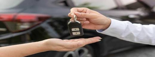 خطر "الإفلاس المؤقت" يهدد شركات تأجير السيارات رغم الانتعاش السياحي