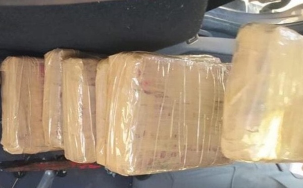 إفشال محاولة تهريب "كوكايين" على متن سيارة قادمة من الخارج