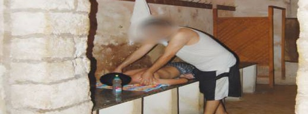 توقيف "بائع رايب" ملتح يحاول هتك عرض قاصر في حمام شعبي