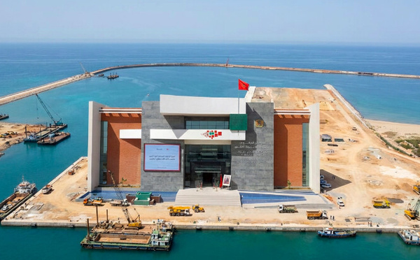 وجدة تستحوذ على المؤسسات… والناظور “قاطرة اقتصادية” بلا مقود