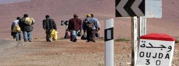6 آلاف مهاجر يعبرون من الجزائر نحو المغرب.. تقرير صادم يرفع منسوب القلق