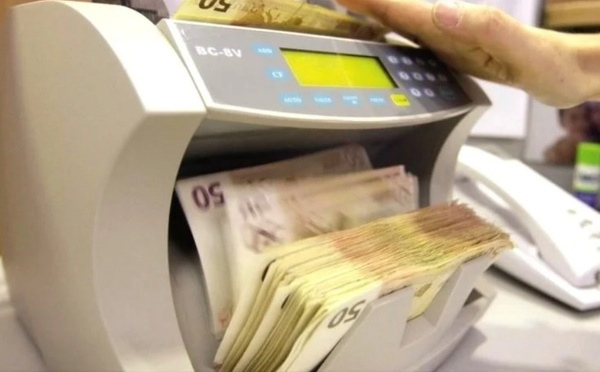 تحويلات الجالية تصل إلى 52 مليار يورو وفرنسا وإسبانيا تتصدران المبالغ المرسلة إلى المغرب