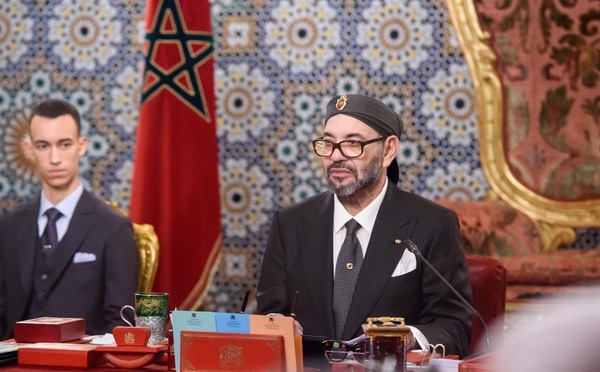 جلالة الملك يهنئ أسود الأطلس بعد تتويجهم بكأس العرب 