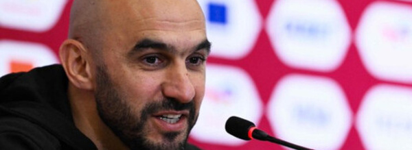 الركراكي يجيب عن إمكانية مشاركة حكيمي في المباراة الافتتاحية للكان غدا