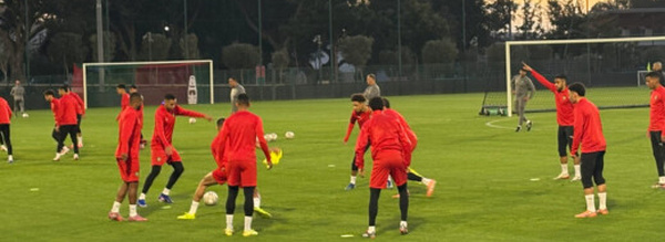 أسود الأطلس يختتمون تحضيراتهم بآخر حصة تدريبية قبل مواجهة الغد