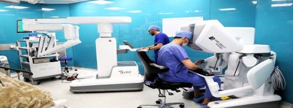 وداعا للجراحة التقليدية.. "روبوتات" المستشفى العسكري بالرباط تنجح في استئصال أورام معقدة