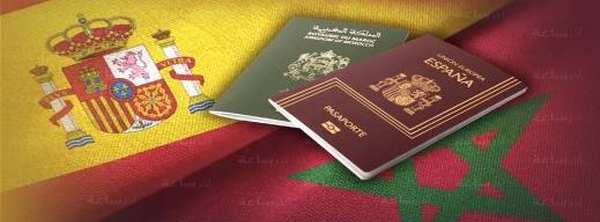 أراد استقدام زوجته ففقد جنسيته.. قصة "الخطأ الإداري" الذي هز مغاربة إسبانيا