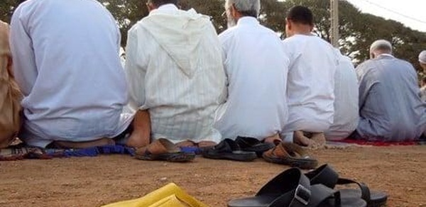 نشطاء يطالبون بعطلة يوم الجمعة بالمغرب قبل عطلة رأس السنة