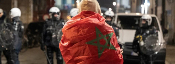 احتفالات جماهيرية بفوز المغرب تتحول إلى مواجهات مع الشرطة في ليل الفرنسية