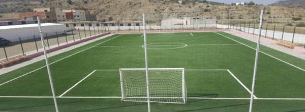 لغز في جماعة إعزانن: ميزانية الملعب صرفت لشركة "العمران" قبل 6 سنوات.. فأين هي الملاعب؟