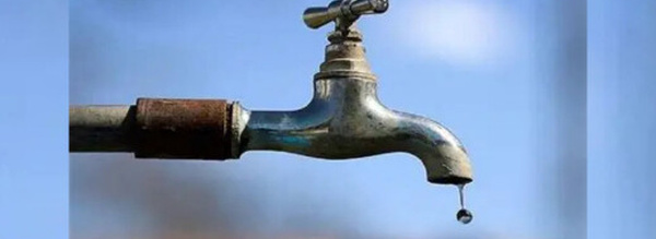 حكم قضائي يعوض مواطنًا عن انقطاع الماء في مسكنه