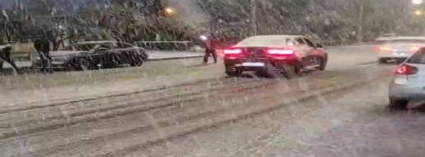 المغرب تحت "رحمة" البرد القارس.. درجات حرارة تهبط إلى 16 تحت الصفر بالأطلس والريف يتجمد