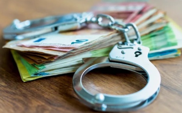 ساعات وحقائب باهظة تقود مؤثرة مغربية إلى شبهات قانونية تمتد لإسبانيا